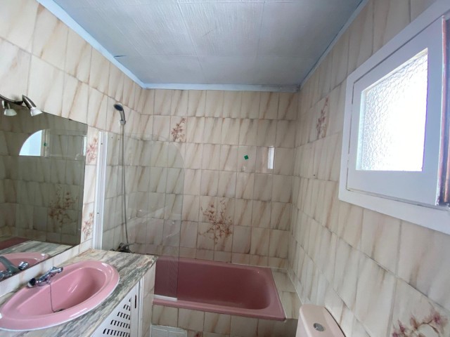 4 Bedrooms Villa in Calahonda