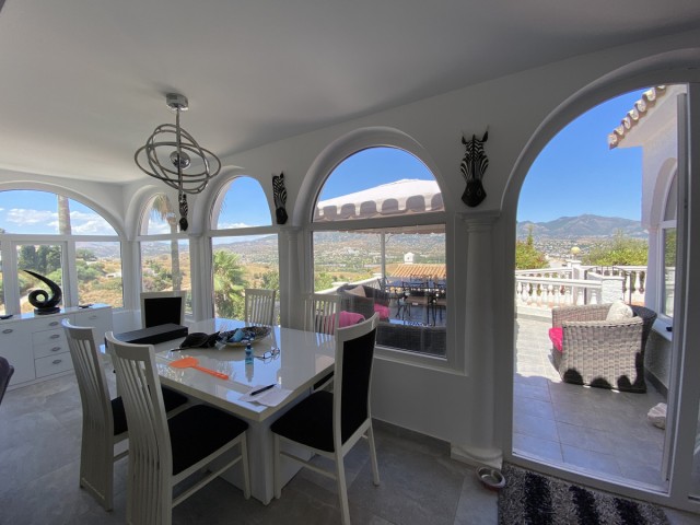 Villa, Cerros del Aguila, R5247721