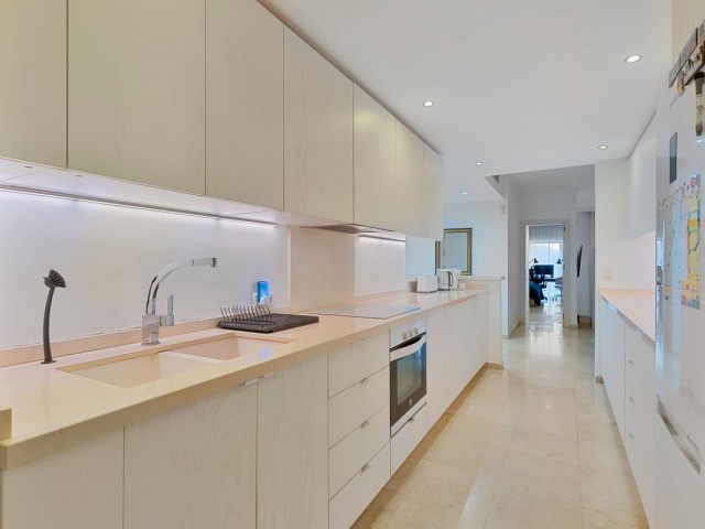 Apartment, Sierra Blanca, R5253202