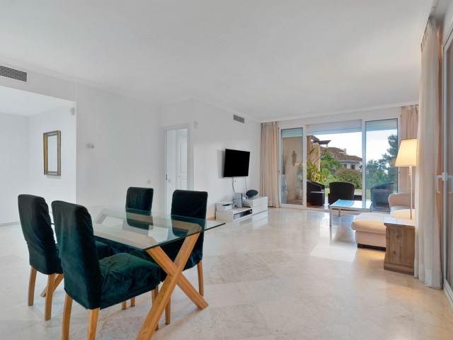 3 Bedrooms Apartment in Sierra Blanca