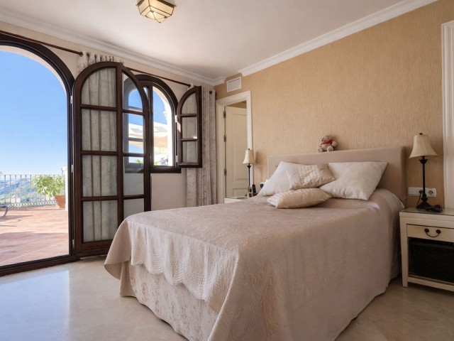 3 Slaapkamer Rijtjeshuis in La Heredia