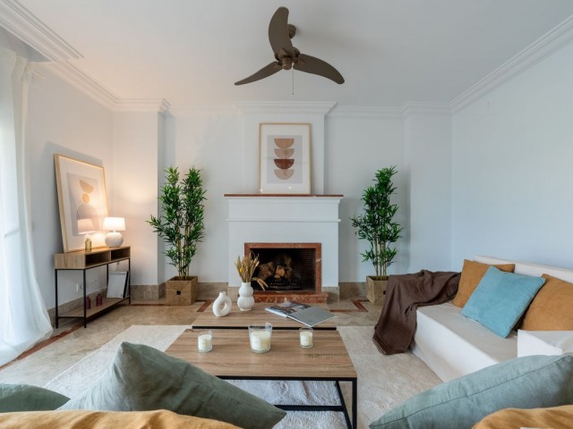 Villa, Santa Clara, R5257933