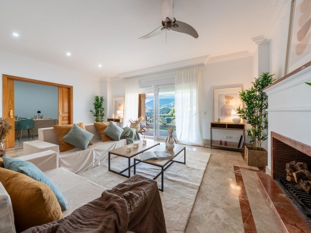 Villa, Santa Clara, R5257933