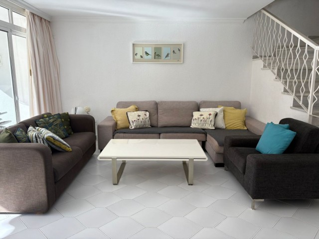 Villa con 3 Dormitorios  en Miraflores