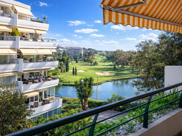 Apartamento, Guadalmina Alta, R5264044