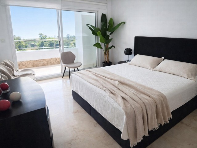 2 Bedrooms Apartment in Guadalmina Alta