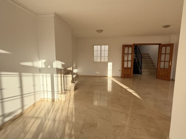 4 Bedrooms Townhouse in Riviera del Sol
