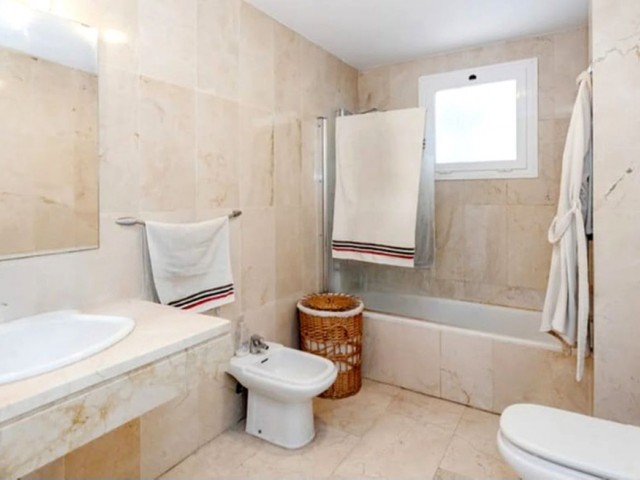 Penthouse avec 2 Chambres  à Mijas Golf