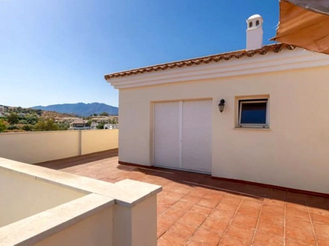 Penthouse avec 2 Chambres  à Mijas Golf