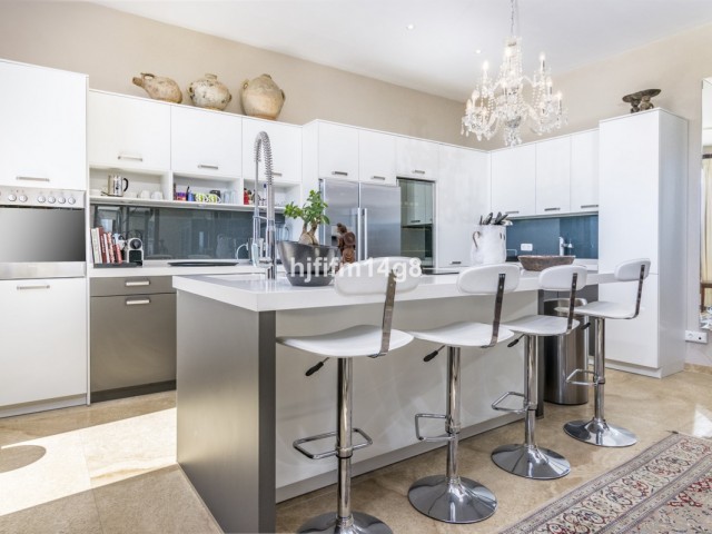 3 Slaapkamer Rijtjeshuis in La Heredia