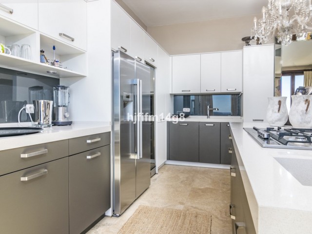 3 Slaapkamer Rijtjeshuis in La Heredia