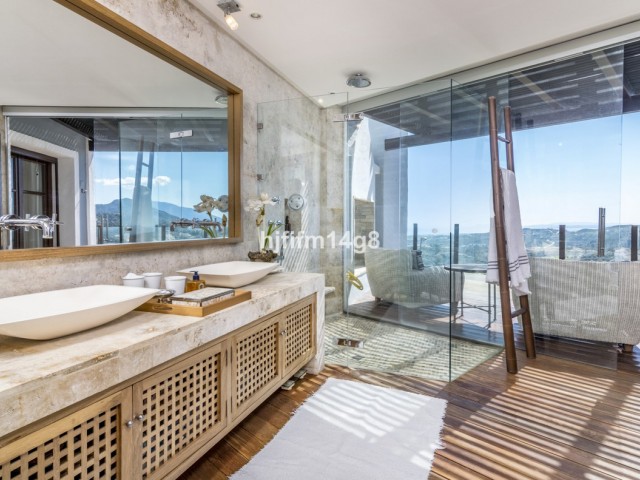 3 Slaapkamer Rijtjeshuis in La Heredia