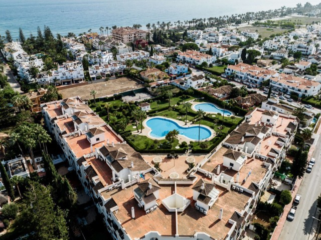2 Bedrooms Apartment in San Pedro de Alcántara