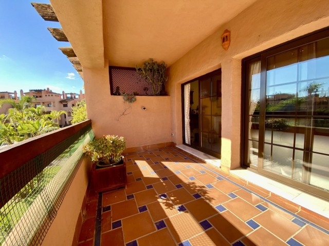 Apartamento, Hacienda del Sol, R5223202