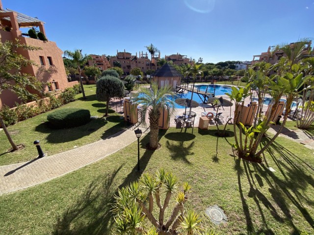 Apartamento, Hacienda del Sol, R5223202