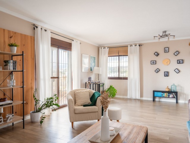 Villa, Sierrezuela, R5288329