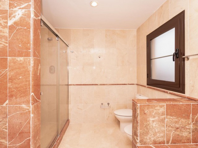 Apartamento, Hacienda del Sol, R5234881