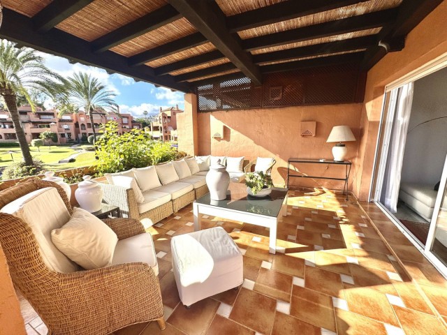 Huoneisto, Guadalmina Baja, R5295298