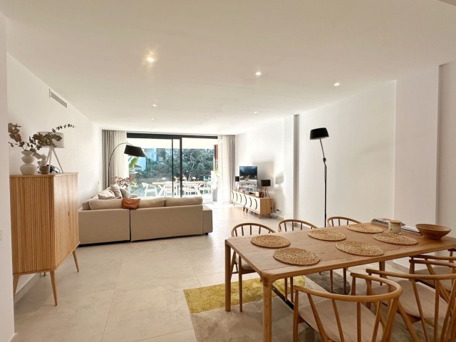Apartment, Cabopino, R5272183