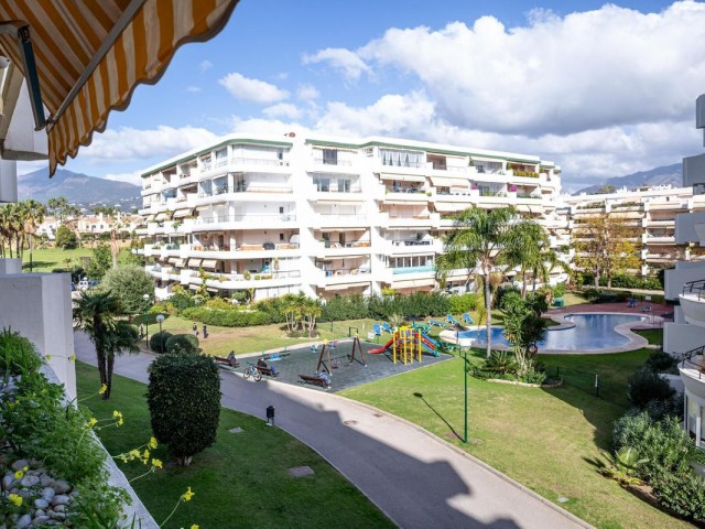 Apartamento, Guadalmina Alta, R5295520
