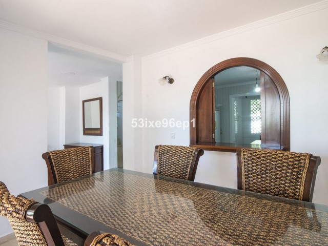 5 Soveroms Villa i New Golden Mile
