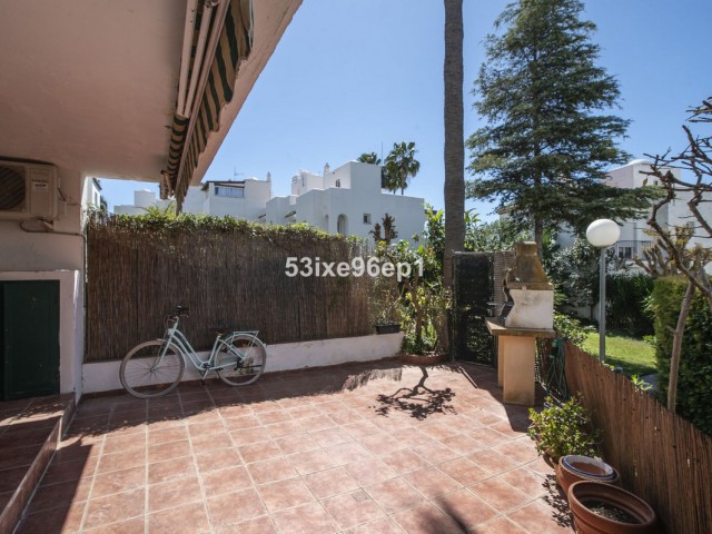 5 Soveroms Villa i New Golden Mile