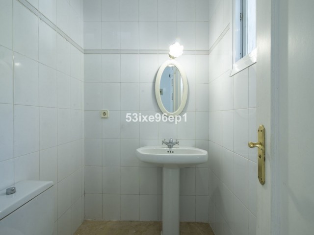 5 Soveroms Villa i New Golden Mile