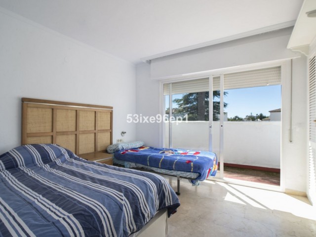 5 Soveroms Villa i New Golden Mile