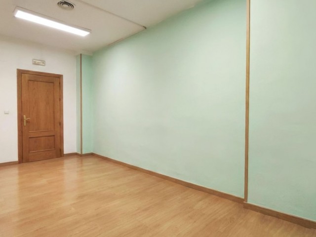 Comercial con 0 Dormitorios  en Alhaurín el Grande