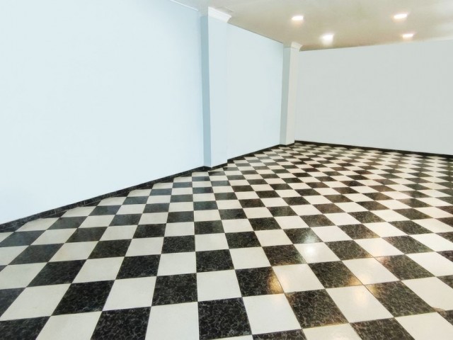 Comercial con 0 Dormitorios  en Alhaurín el Grande