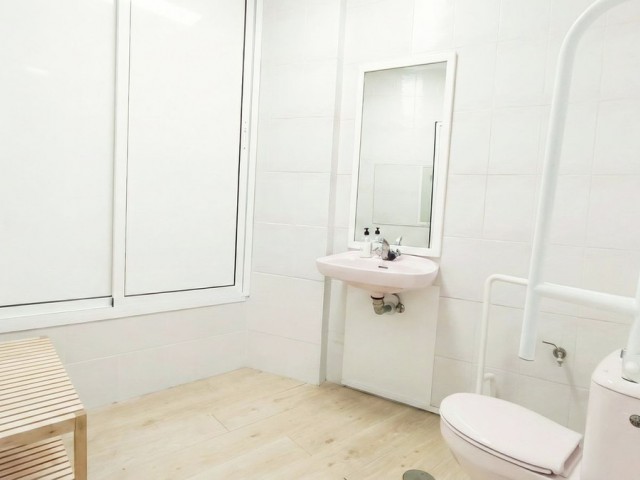 Comercial con 0 Dormitorios  en Alhaurín el Grande