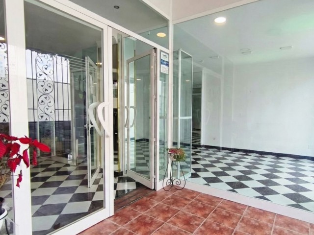 Comercial con 0 Dormitorios  en Alhaurín el Grande