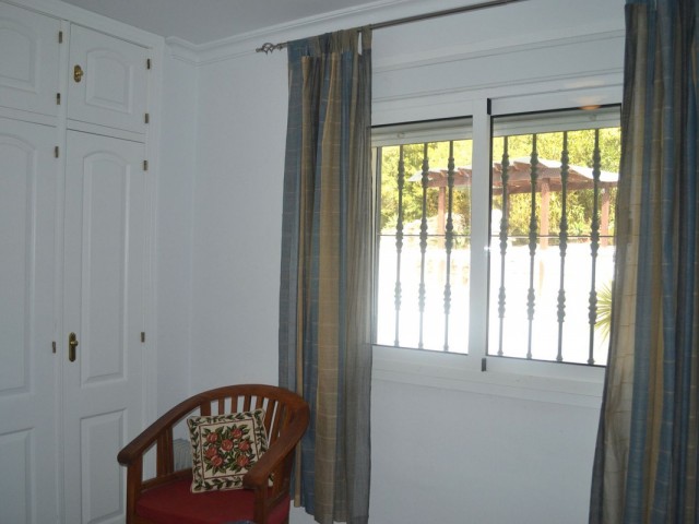 Villa con 3 Dormitorios  en Alhaurin Golf