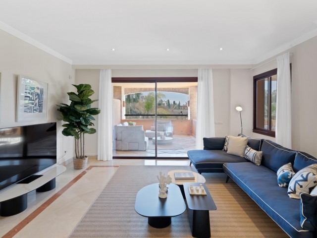 3 Bedrooms Apartment in Bahía de Marbella