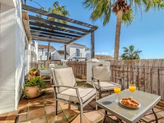 Apartamento, Altos de los Monteros, R5306725