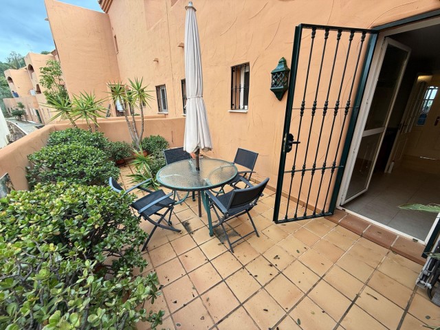 Apartment, Elviria, R5307307
