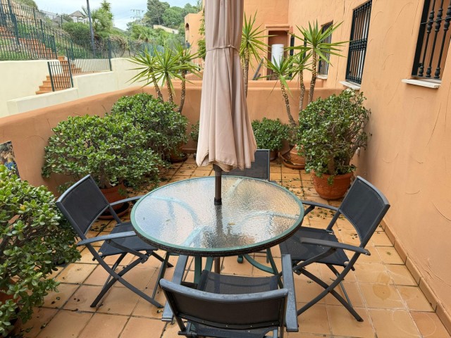 Apartment, Elviria, R5307307