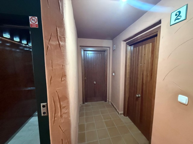 Apartment, Elviria, R5307307