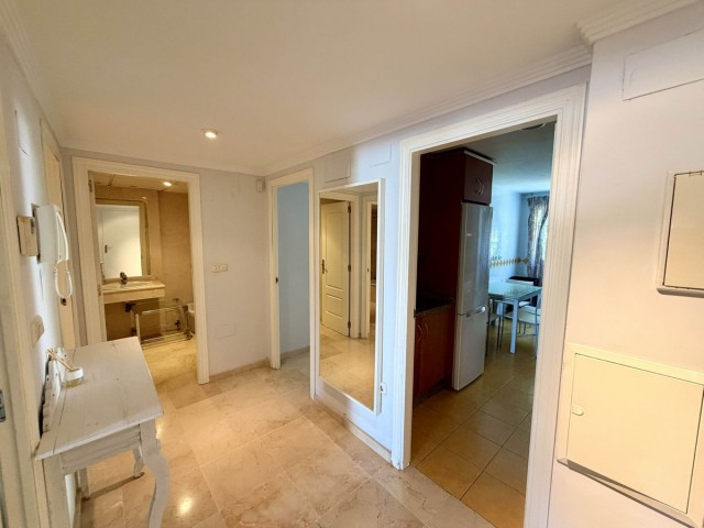 Apartamento con 2 Dormitorios  en Río Real