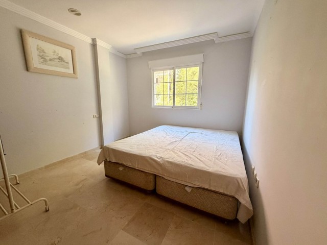 Apartamento con 2 Dormitorios  en Río Real