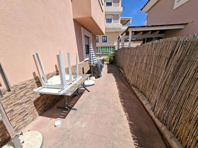 Adosado con 3 Dormitorios  en San Luis de Sabinillas