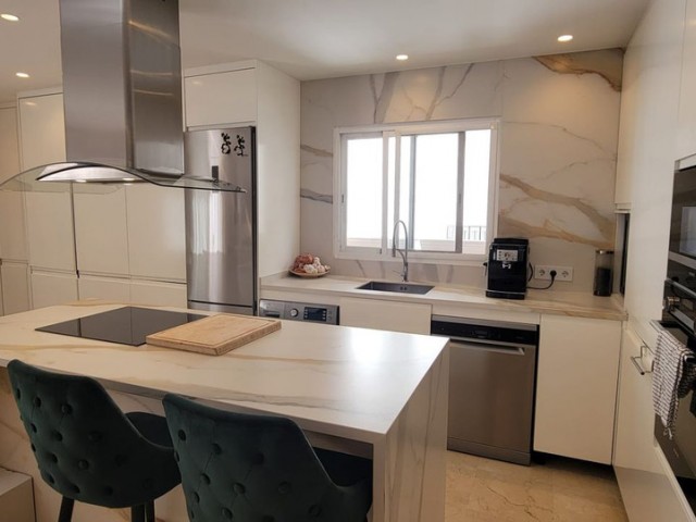 Apartment, Puerto Banús, R5308555