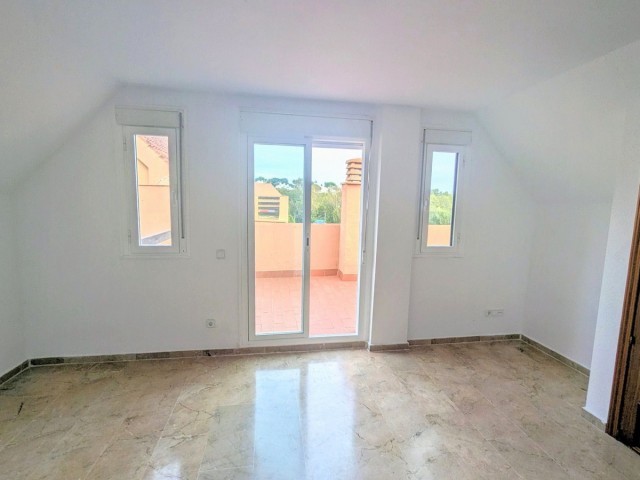 3 Bedrooms Apartment in Casares