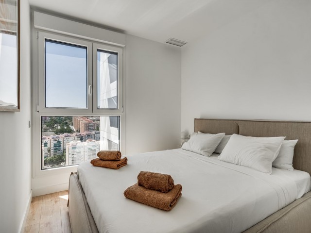 Apartamento con 2 Dormitorios  en Málaga Centro