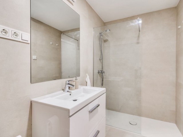 Apartamento con 2 Dormitorios  en Málaga Centro