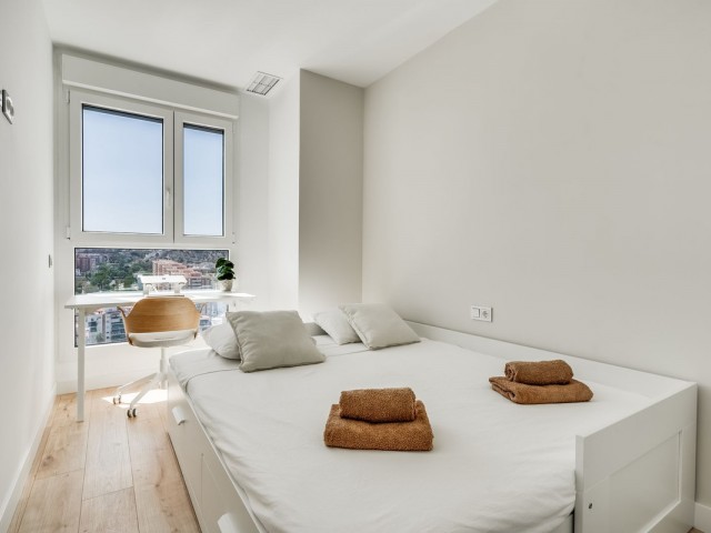 Apartamento con 2 Dormitorios  en Málaga Centro