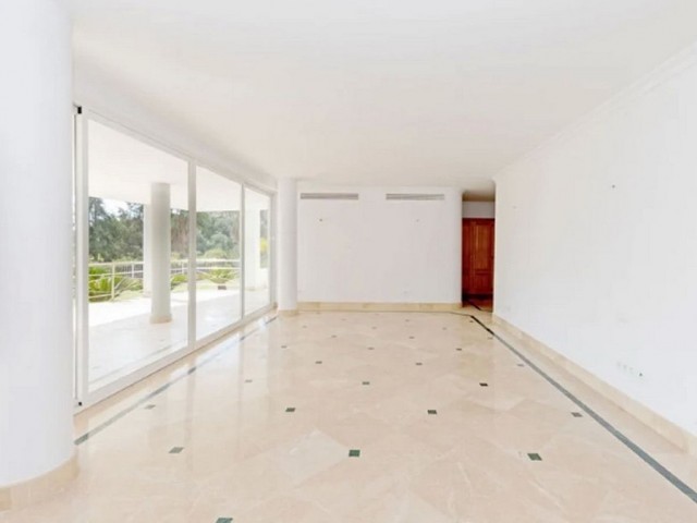 5 Slaapkamer Villa in Los Almendros