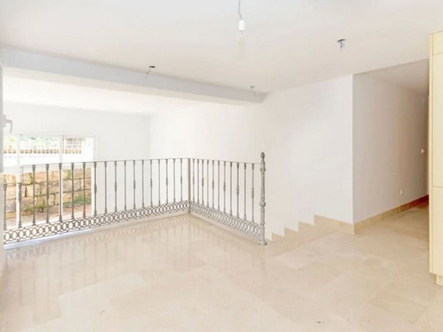 5 Slaapkamer Villa in Los Almendros
