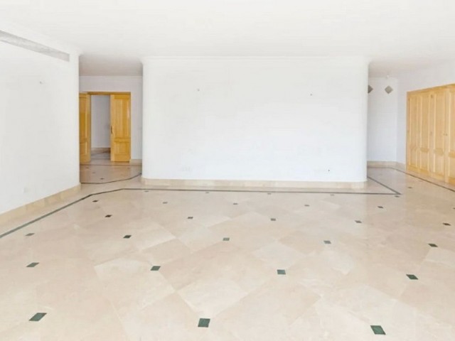 5 Slaapkamer Villa in Los Almendros