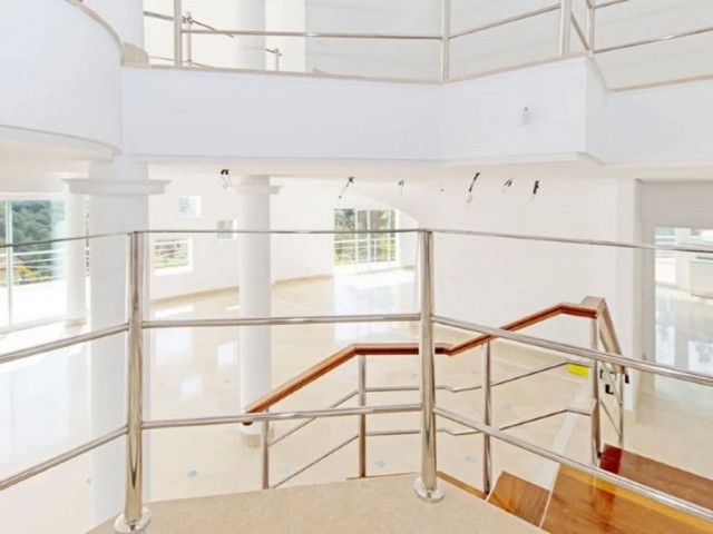 5 Slaapkamer Villa in Los Almendros